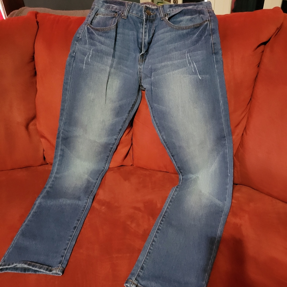Carbon Slim Straight Jeans